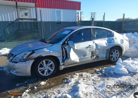 2012 Nissan Altima 3.5 Sr z USA, uszkodzony, nr VIN 1N4BL2AP0CC144373